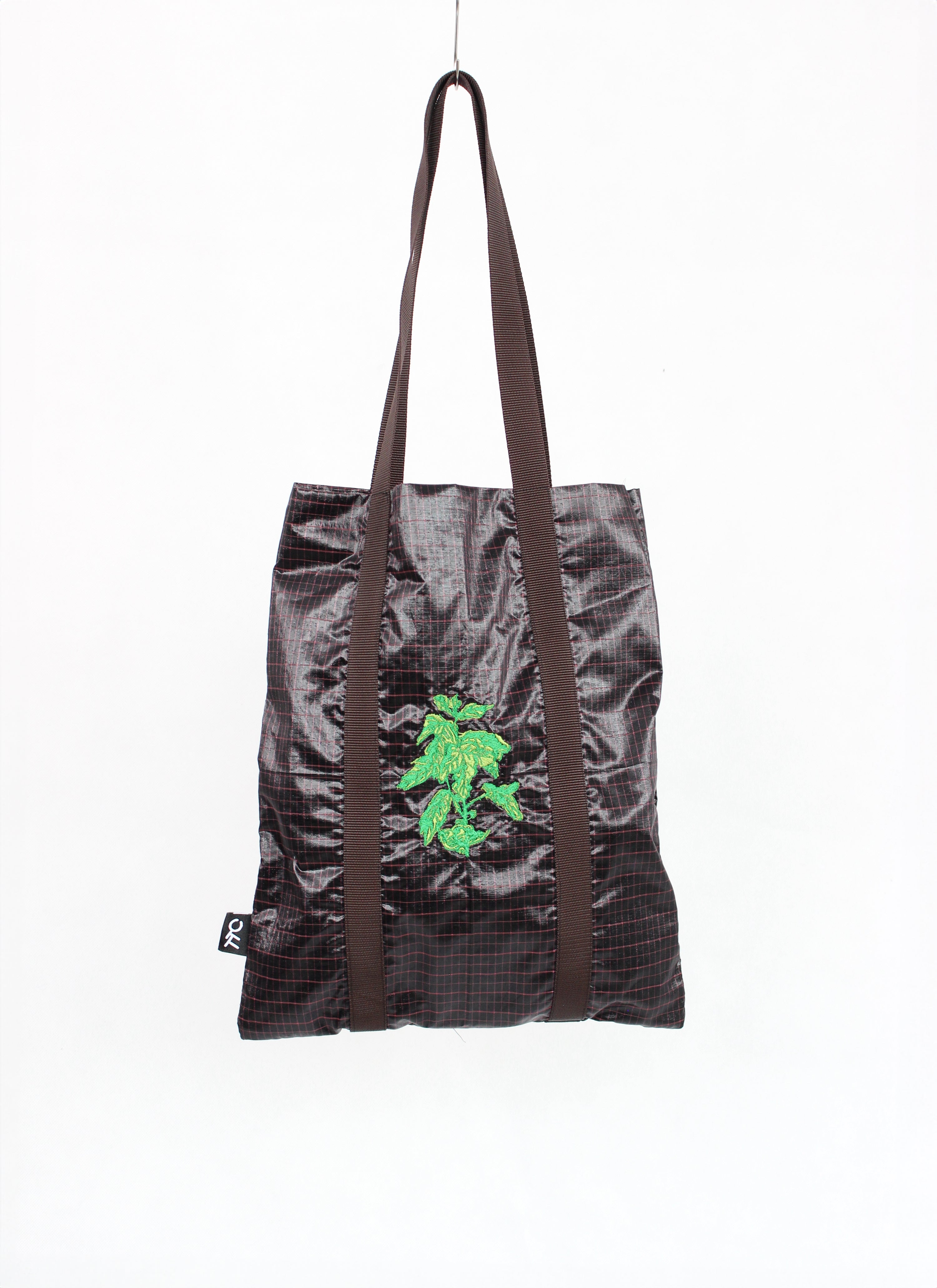 庭院裡的無花果樹X刺繡=托特包 Fig tree X Embroidery = Tote bag